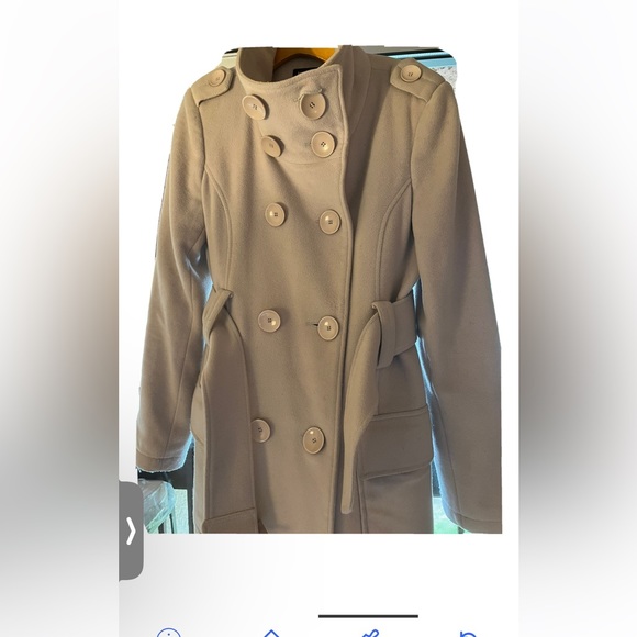 Bebe. Trench coat. Used. Size M. Grey with a hint of lilac color. - Picture 8 of 17